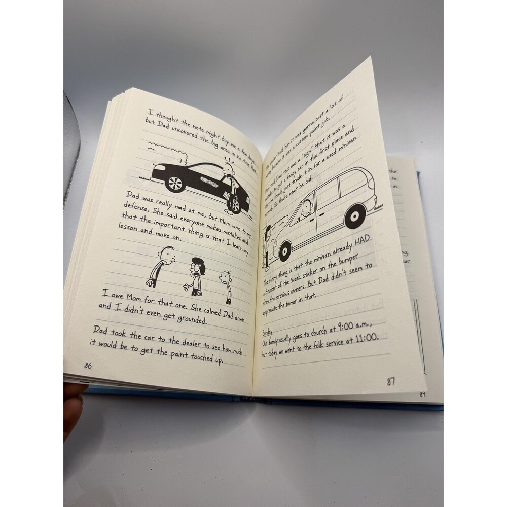 DIARY OF A WIMPY KID CABIN FEVER JEFF KINNEY AMULET BOOKS BLUE HARDCOVER KIDS - Picture 4 of 4